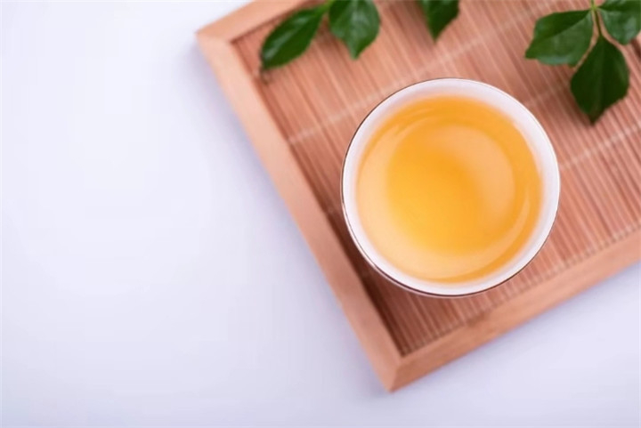 黃茶適合什么人喝？這五類人群喝黃茶最有好處