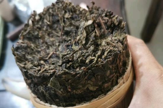 黑茶調(diào)理婦科病，女人喝黑茶好處太多了！