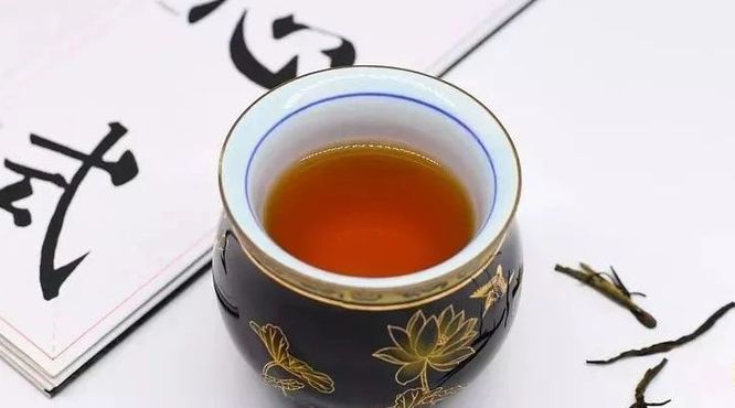 關(guān)于茶文化：喝茶真的能刮油？