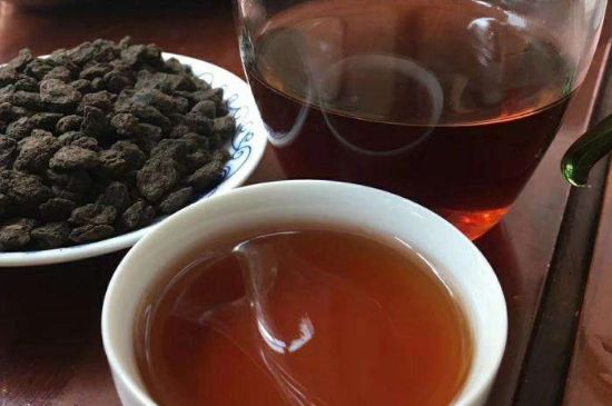 茶化石糯米普洱有什么功效，喝糯米普洱茶的好處和壞處