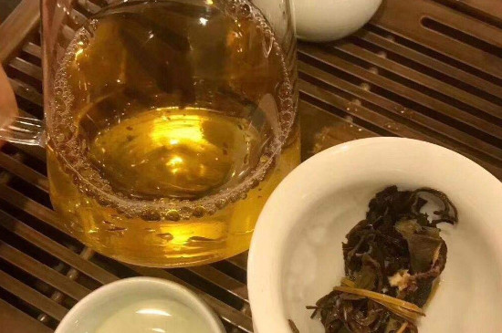 陳皮煮老白茶的功效與作用是什么，老白茶陳皮煮茶功效