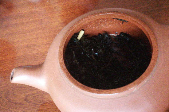 陜西茯磚茶功效與作用，什么人不能喝茯茶？