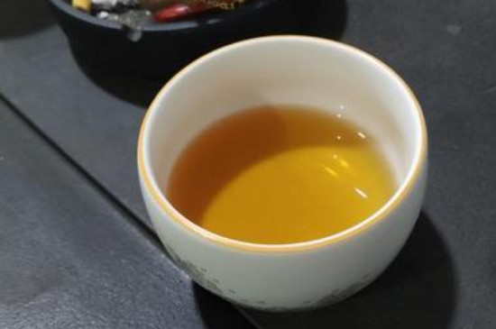 羊脂玉白瓷杯喝茶的好處，羊脂玉水杯的功效與作用