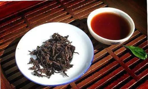 天氣炎熱，適合喝普洱熟茶嗎？