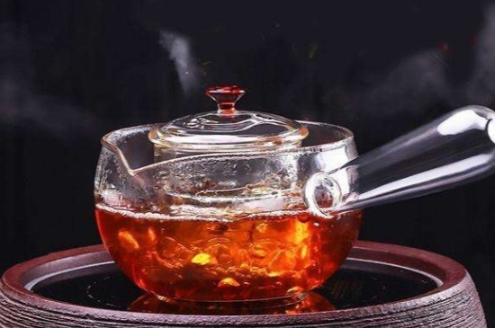 生普適合用蓋碗泡而非紫砂壺！茶葉不為人知的冷知識(shí)盤點(diǎn)