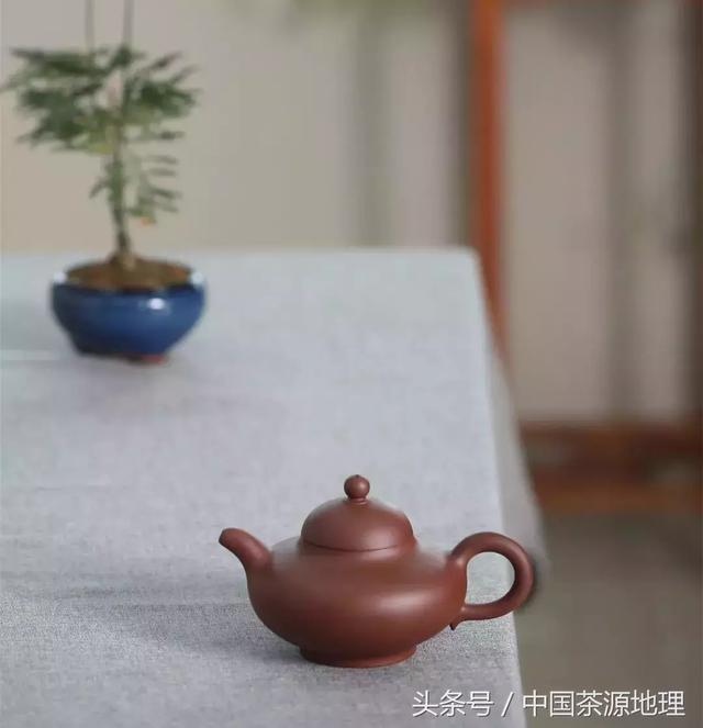 古人：“春茶苦，夏茶澀，要好喝，秋白露”