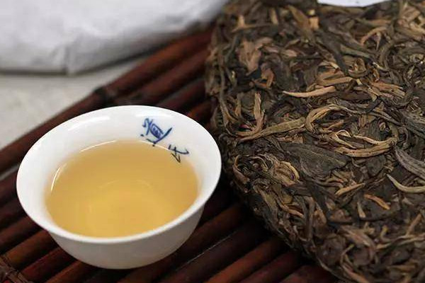 生茶好還是熟茶好普洱茶_普洱茶為什么喝生不喝熟