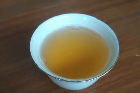 黑茶排濕毒的身體表現(xiàn)_喝黑茶排毒反應(yīng)癥狀