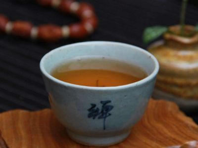 黑茶可以加水反復(fù)煮嗎_黑茶能煮幾次