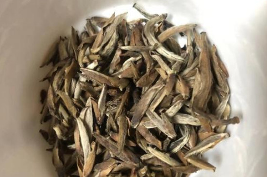 紫筍茶和白茶哪個(gè)好_紫筍茶什么檔次？