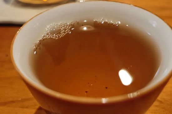 方守龍冬甜大葉白茶怎么樣_方守龍最好喝的茶是哪種？