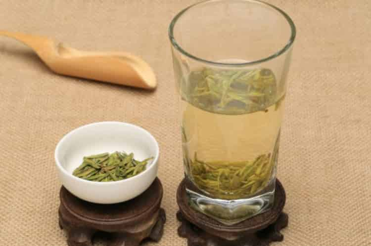 龍井茶發(fā)黃好還是發(fā)綠好_都好（口感各不相同）