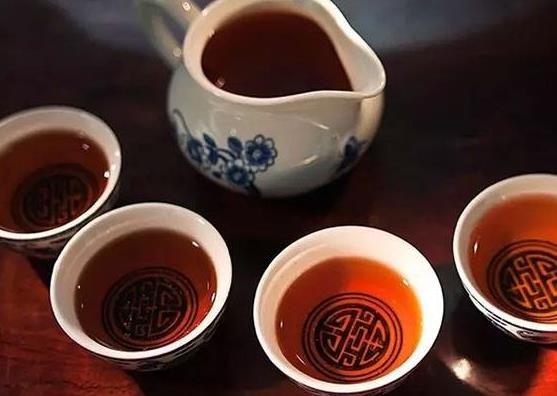 涇陽茯茶最適合什么季節(jié)里喝呢？