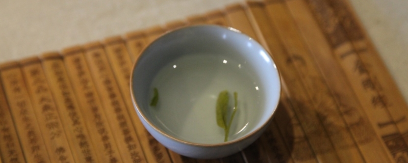 用茶葉水洗臉好嗎