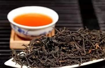 喝普洱茶有什么好處（普洱茶的功效與作用）