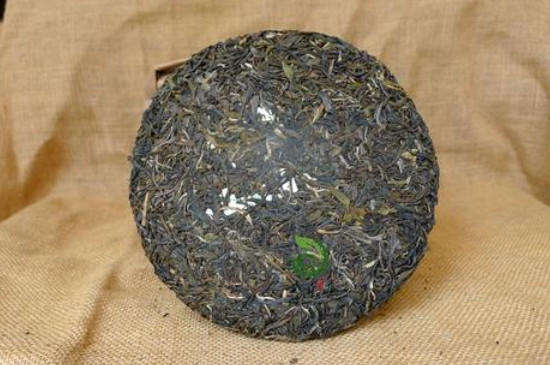 20年的普洱茶餅值多少錢（二十年普洱茶餅價(jià)格表）