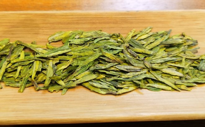 西湖龍井茶的特點(diǎn)和功效(產(chǎn)地區(qū)別)