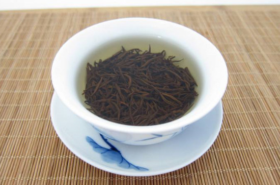 金駿眉洗茶時間和水溫（金駿眉洗茶用冷水還是熱水嗎