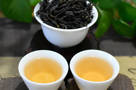 喝鳳凰單叢茶為什么比較傷胃（具有一定寒性（對(duì)胃產(chǎn)生刺激作用）