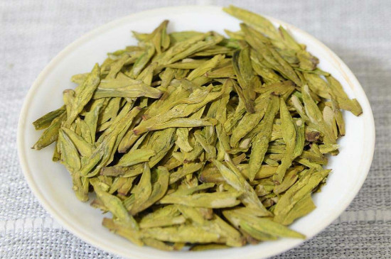 天天喝龍井茶對(duì)身體好嗎（有一定好處（能夠增強(qiáng)肌膚的抗氧化能力）